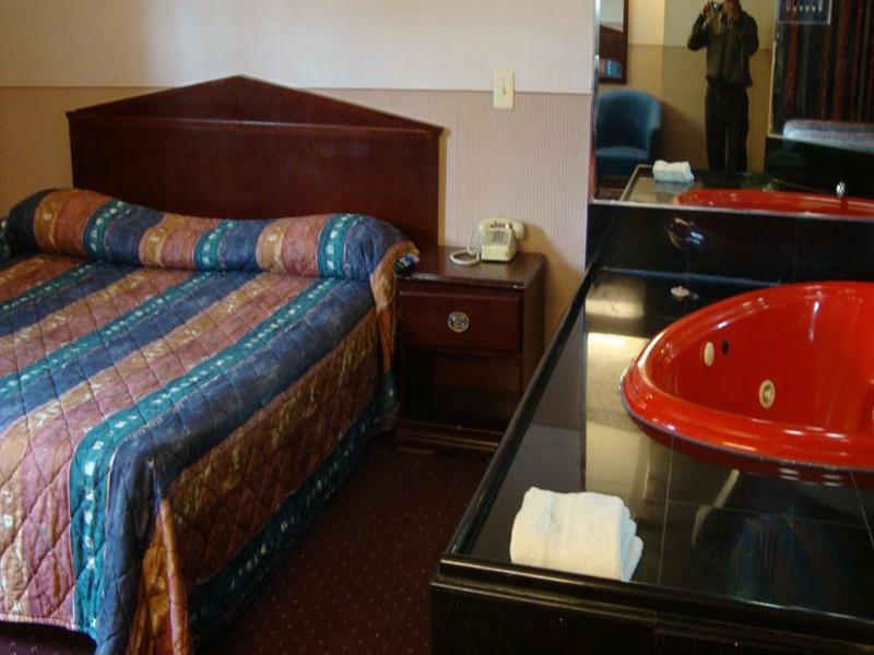 Riviera Motor Inn Brooklyn Нью-Йорк Екстер'єр фото